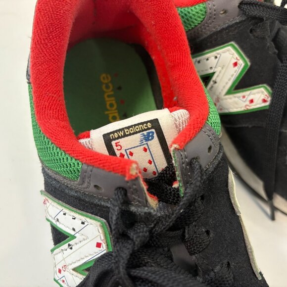 New Balance 574 Playing Card Shoes Mens Size 9 Black Green Red - Picture 7 of 8